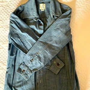 Lands End Chambray long sleeve shirt size M